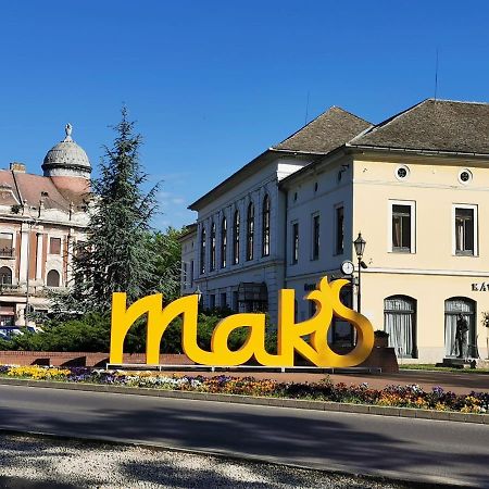 Valentin Apartman Makó Eksteriør billede